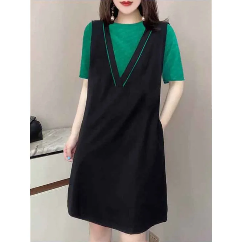 Black Slimming Loose Fit Round Neck Dress