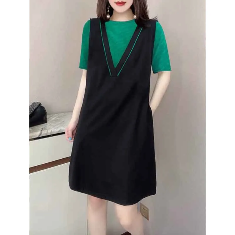 Black Slimming Loose Fit Round Neck Dress