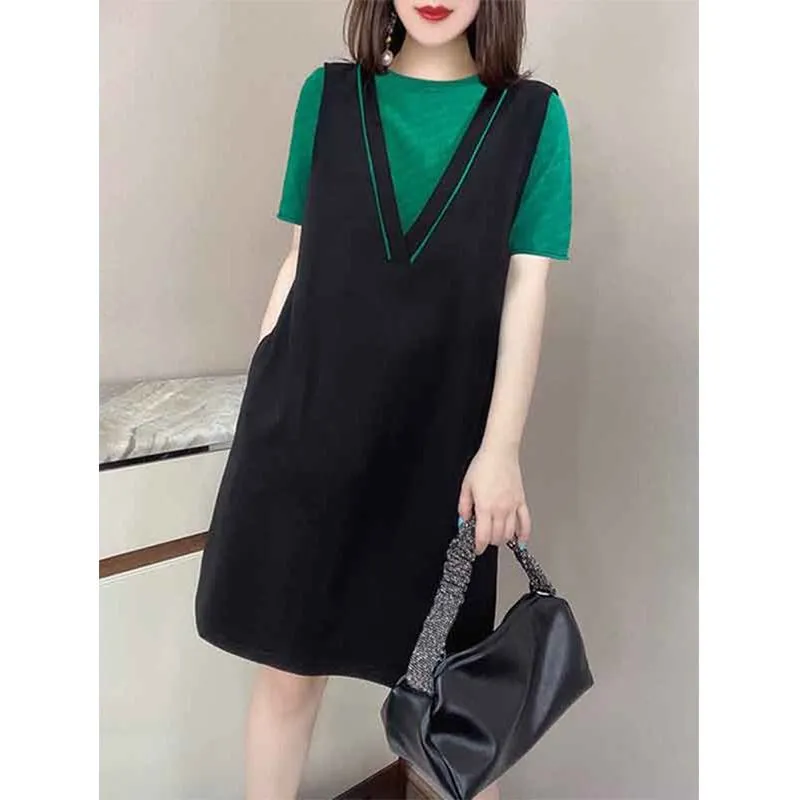 Black Slimming Loose Fit Round Neck Dress