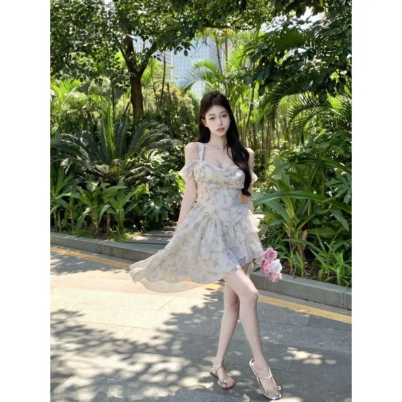 Gentle Floral Print Fairy Irregular Solid Dress