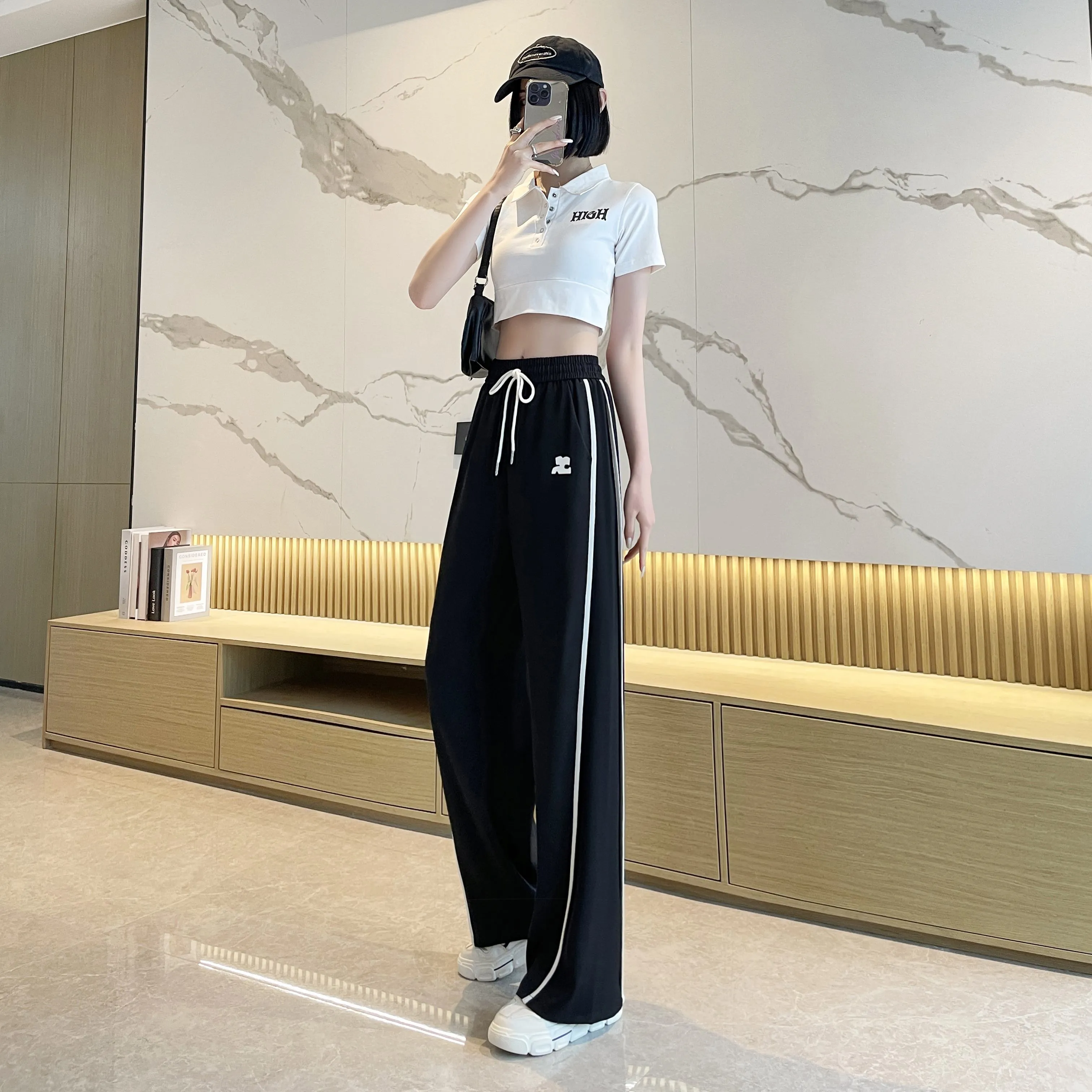 Loose-Fit Silky Elasticity Straight Stripe Straight-Leg Pants