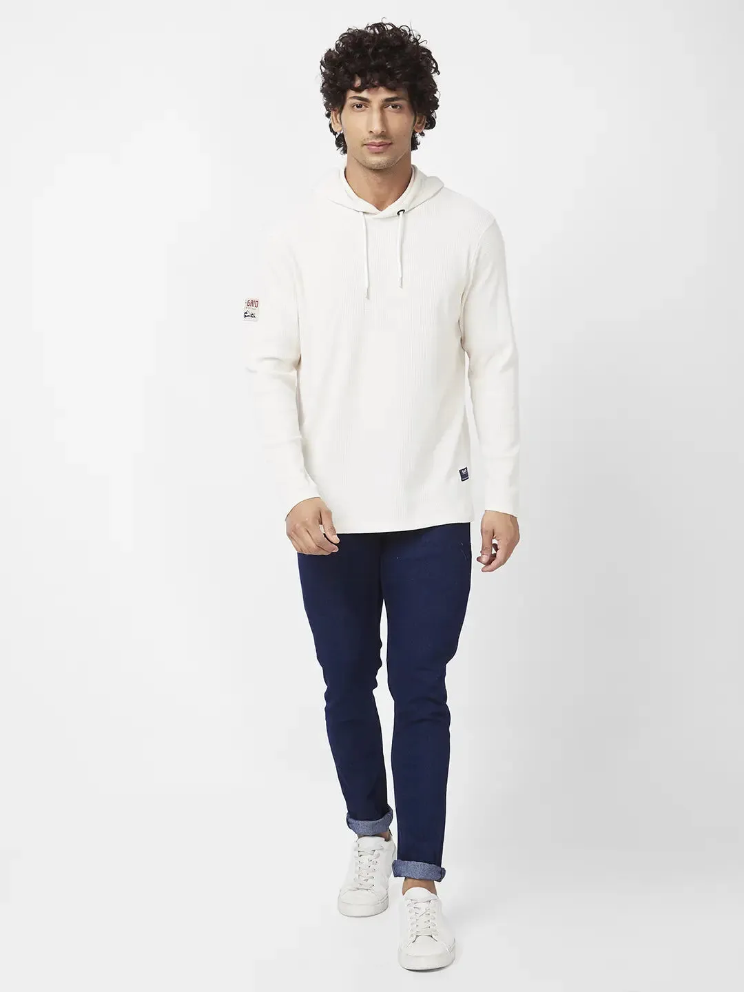 Spykar Men Off White Blended Slim Fit Full Sleeve Hooded Plain Tshirt