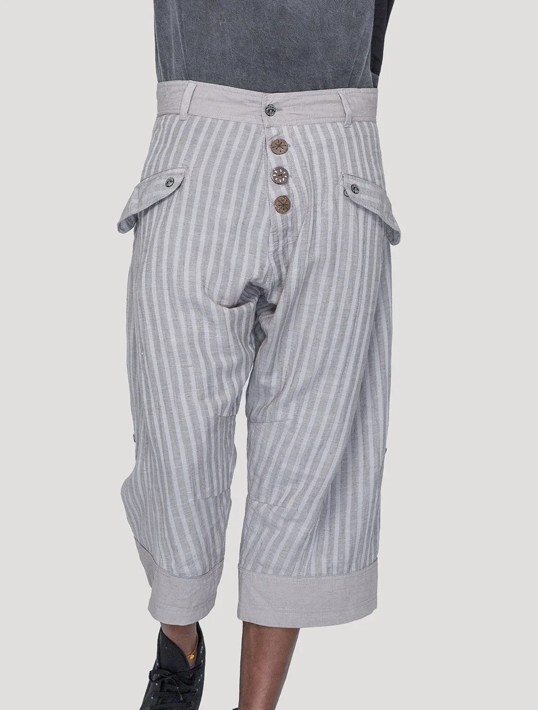 Taiji Striped ¾ Pants