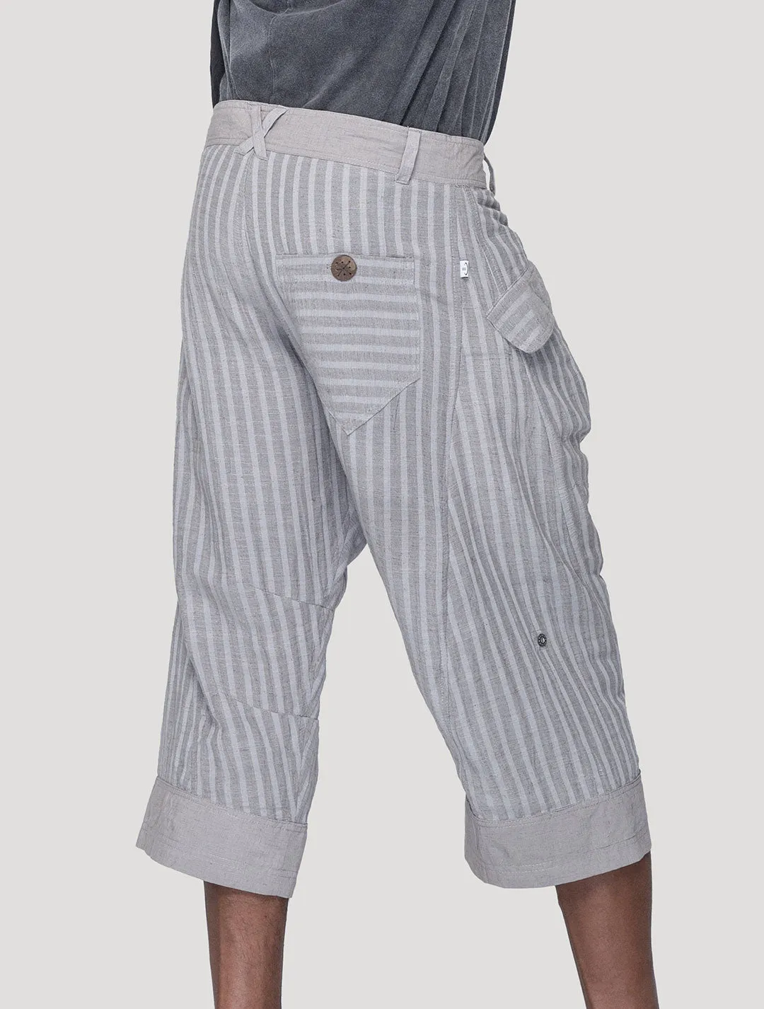 Taiji Striped ¾ Pants